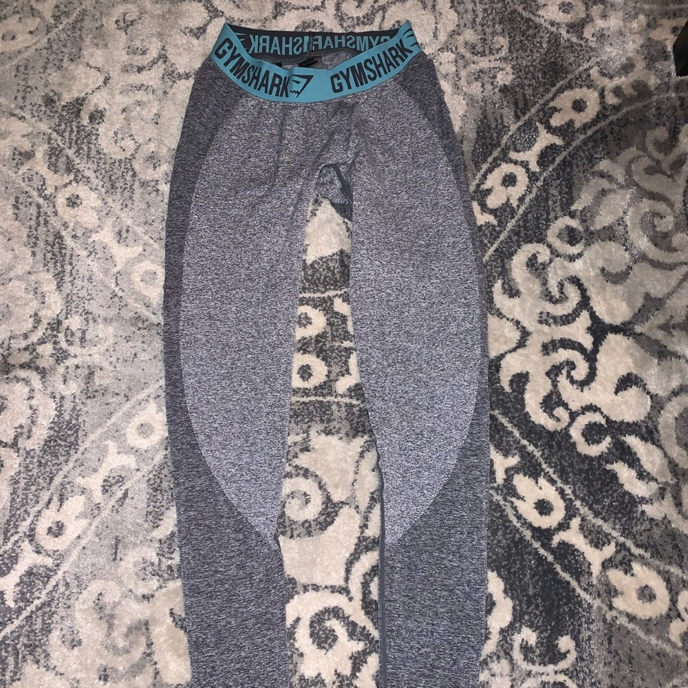 Gym shark workout leggings